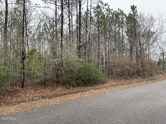 2nd image of Heritage Dr