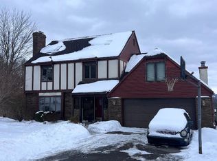 9 King Point Cir S, Owego, NY 13827