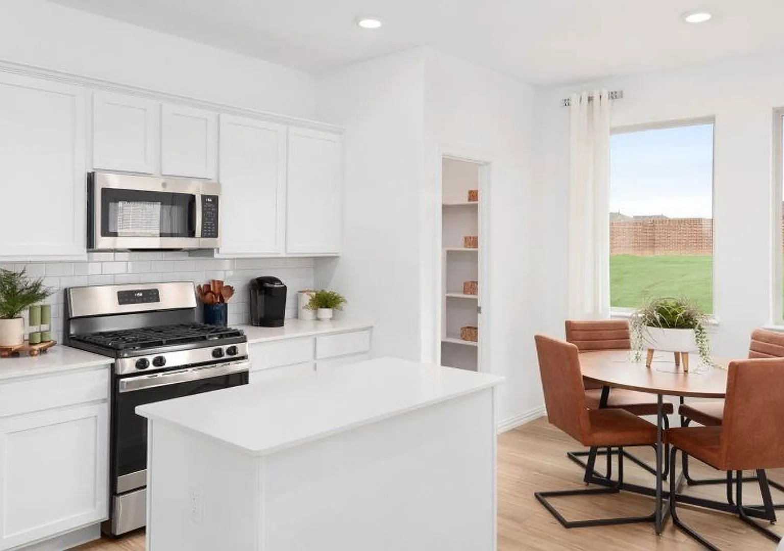 Verandah is a community of new single-family homes for lease in the idyllic Royse City, TX. Locat... — Photo 2