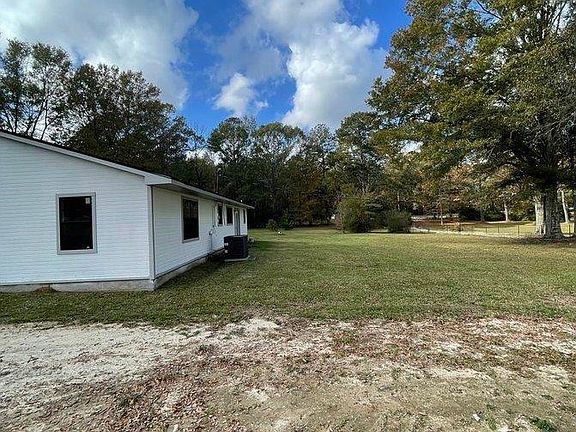5th image of 11016 Mill Creek Ln