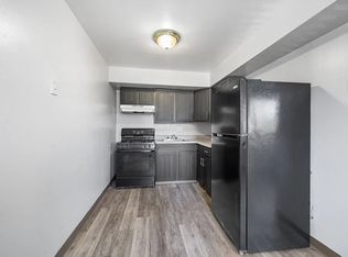 1412 W 72nd Ave #B201, Philadelphia, PA 19126