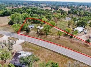 27 Russell Loop, Brumley, MO 65017