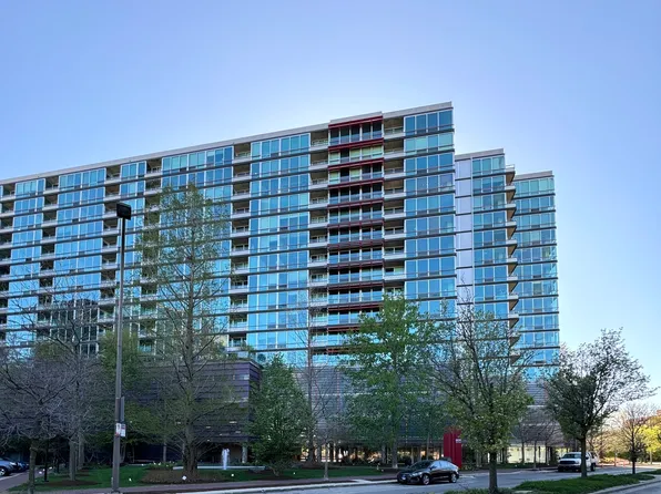 800 Elgin Rd APT 1520, Evanston, IL 60201