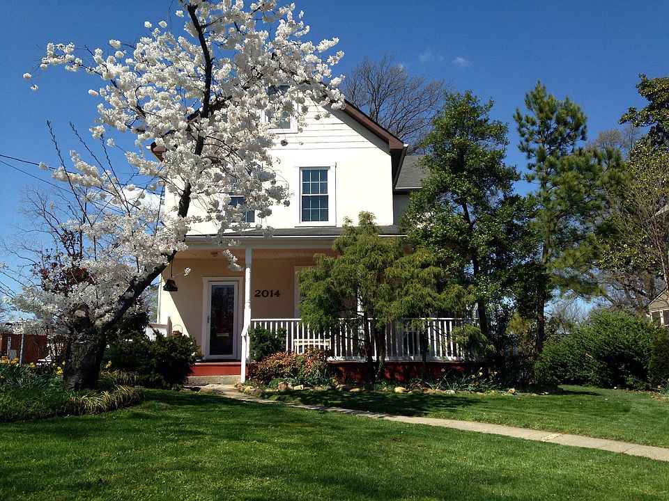 2nd image of 2014 Evarts St NE