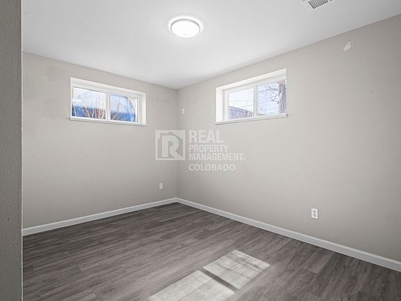 4th image of 2253 S Lincoln St