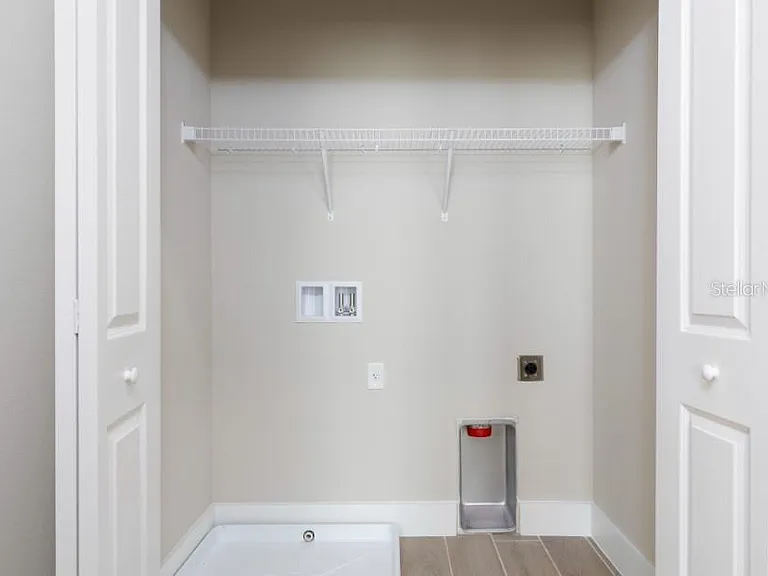 2116 Broome St — Photo 21