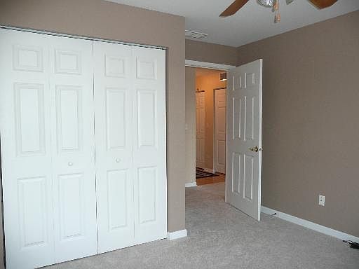 4th image of 400 Village Cir Unit 307
