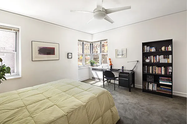 Sold by Stribling | media 3