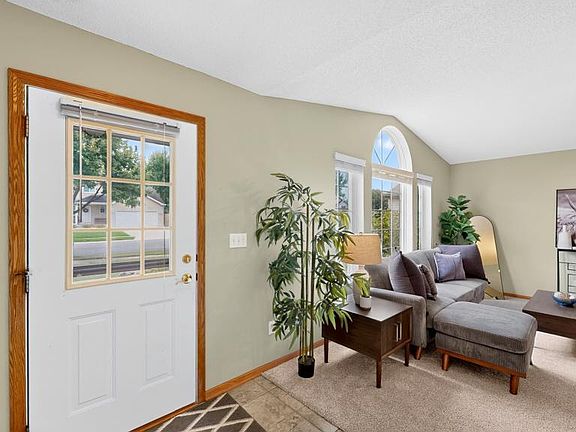 5th image of 3409 48th St NW