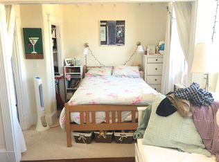 75 Myrtle St, Boston, MA 02114