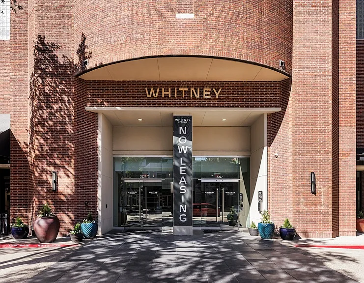 Whitney Uptown — Photo 17