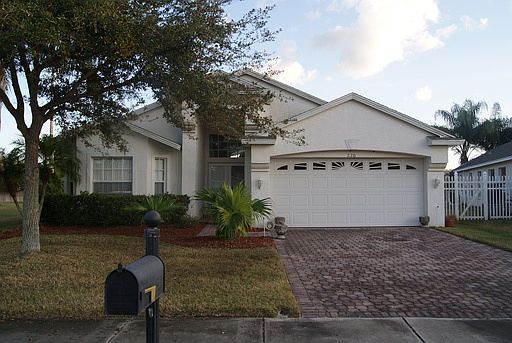 2nd image of 220 Arbor Woods Cir
