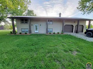 604 1st St, Americus, KS 66835