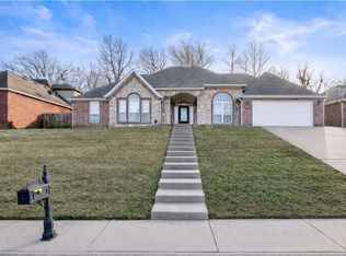 507 E Andrew Ave, Springdale, AR 72764