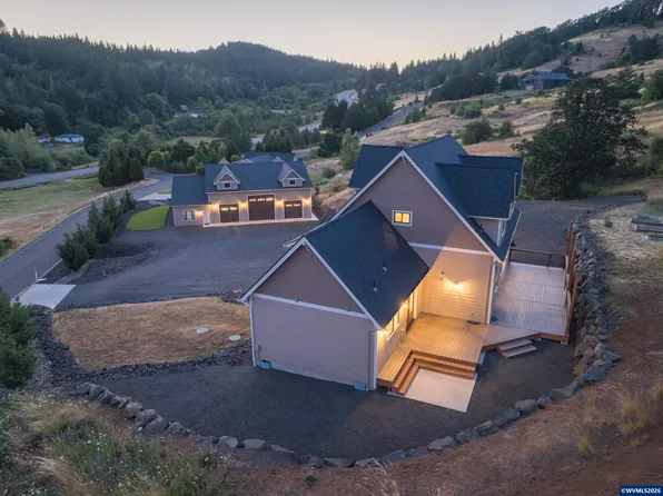34370 Hawk Hill Rd, Philomath, OR 97370