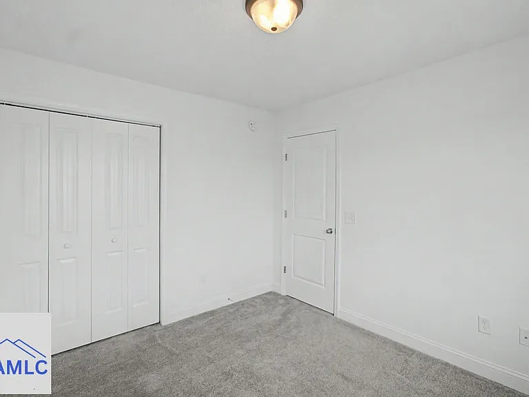 40 Rimes Ave — Photo 16