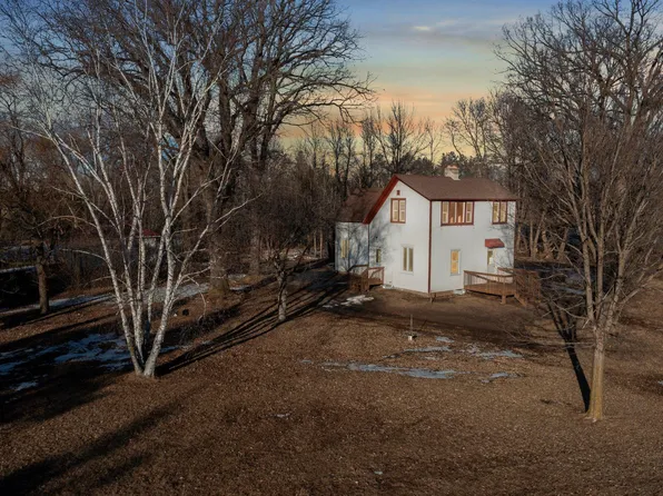 39239 Palm St NW, Stanchfield, MN 55080