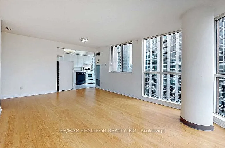736 Bay St #2610 — Photo 6