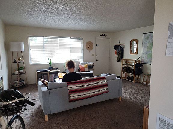 5th image of 1518 W St Unit 1516
