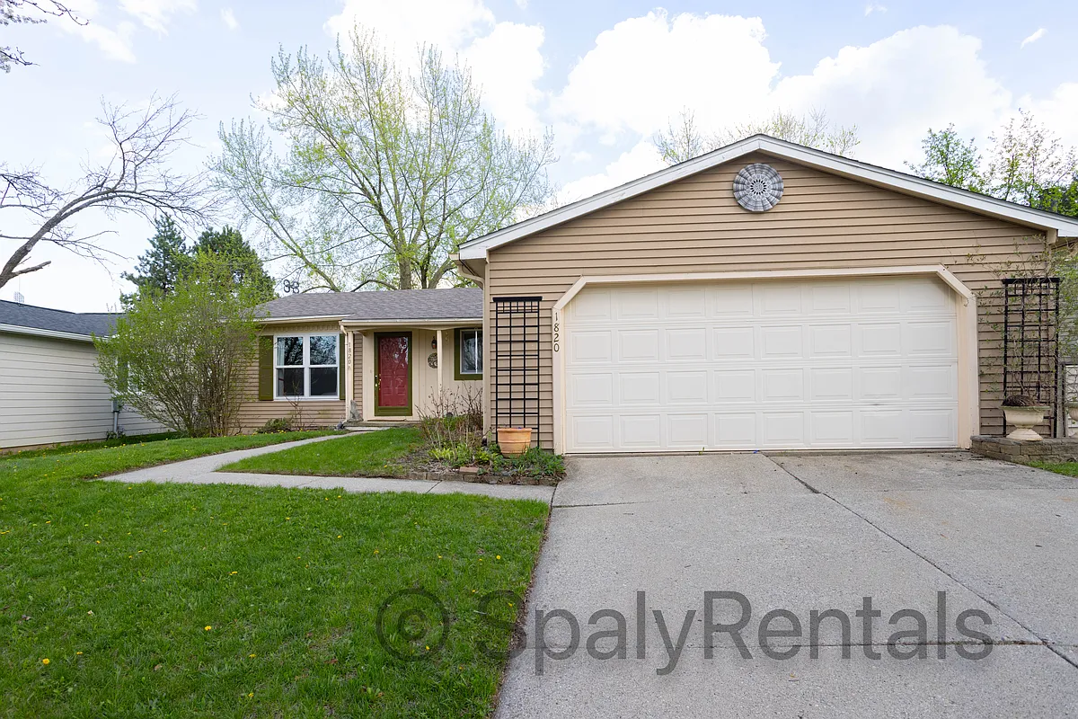 Building Photo - 1820 Northbrook Dr