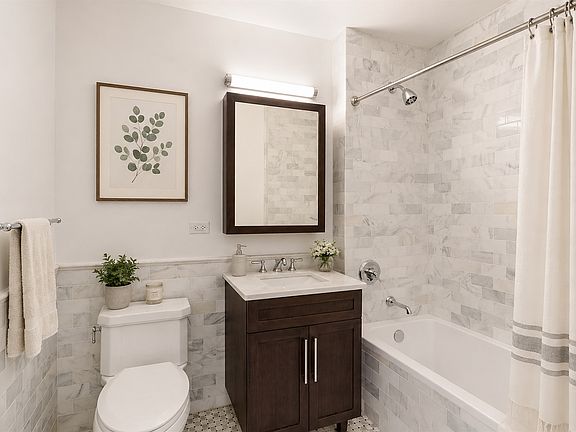 5th image of 2721 44th Dr APT 1306