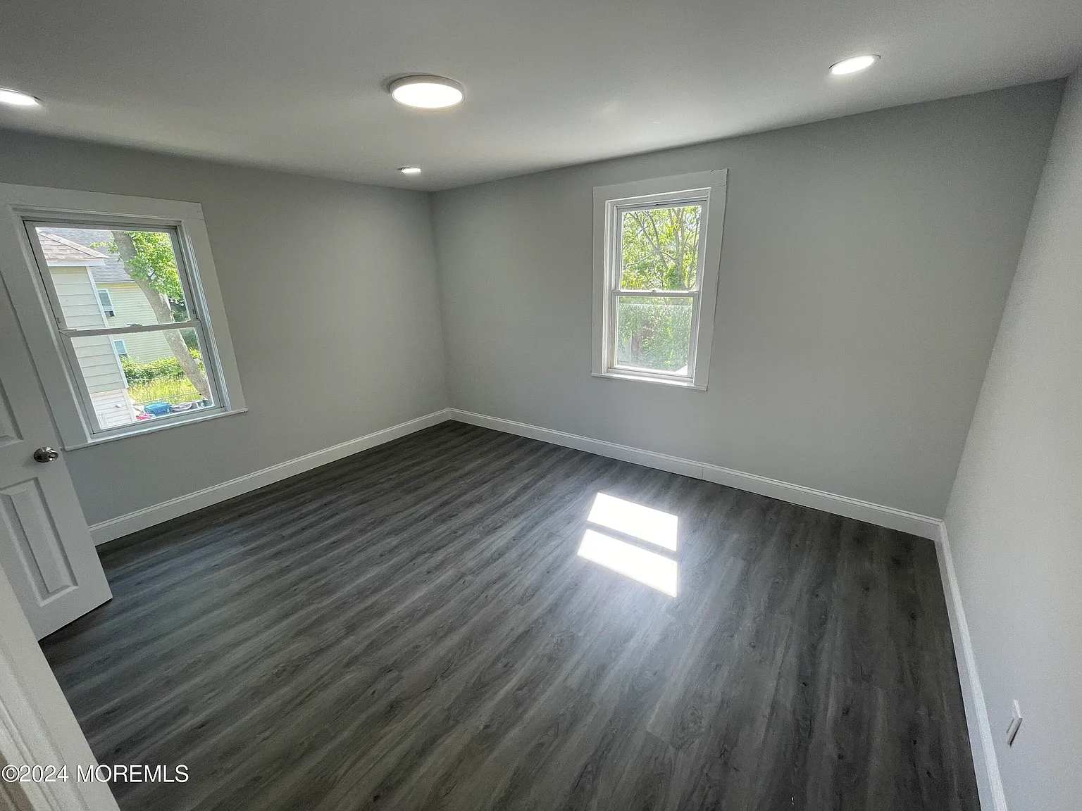 3 bed, 2037 sqft, $3,000 — Photo 4