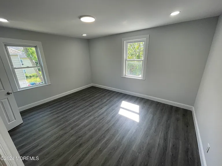 413 Ridge Ave #2 — Photo 4
