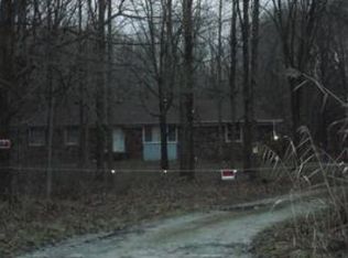 9275 Puttygut Rd, Casco, MI 48064