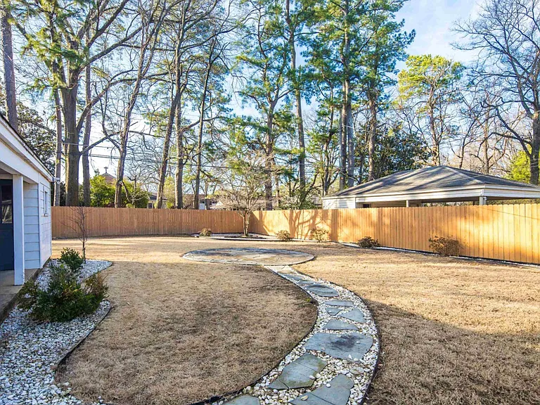 4853 Marion Ave — Photo 33