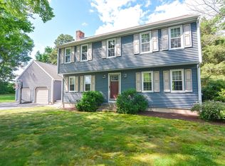 8 Shepardville Dr, Plainville, MA 02762