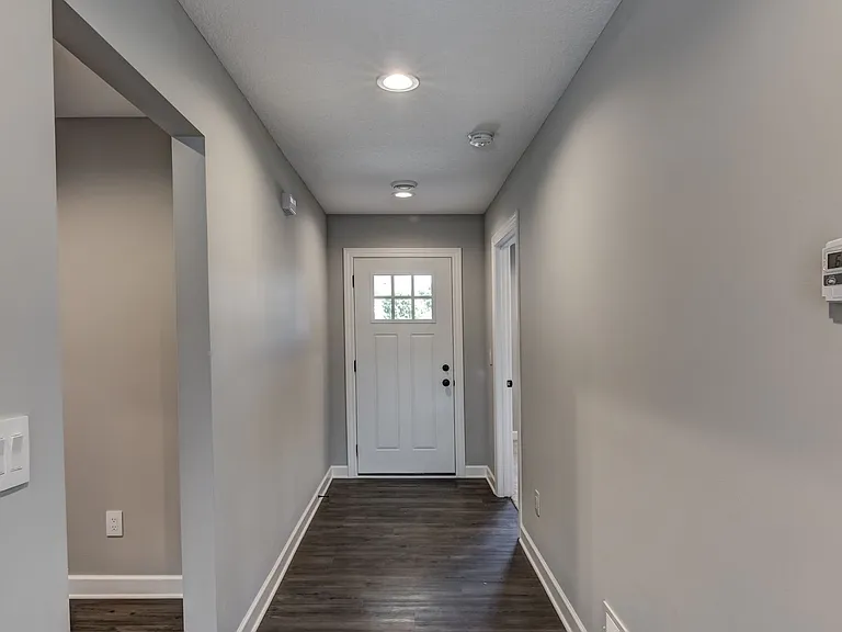1662A Charleston Dr — Photo 4
