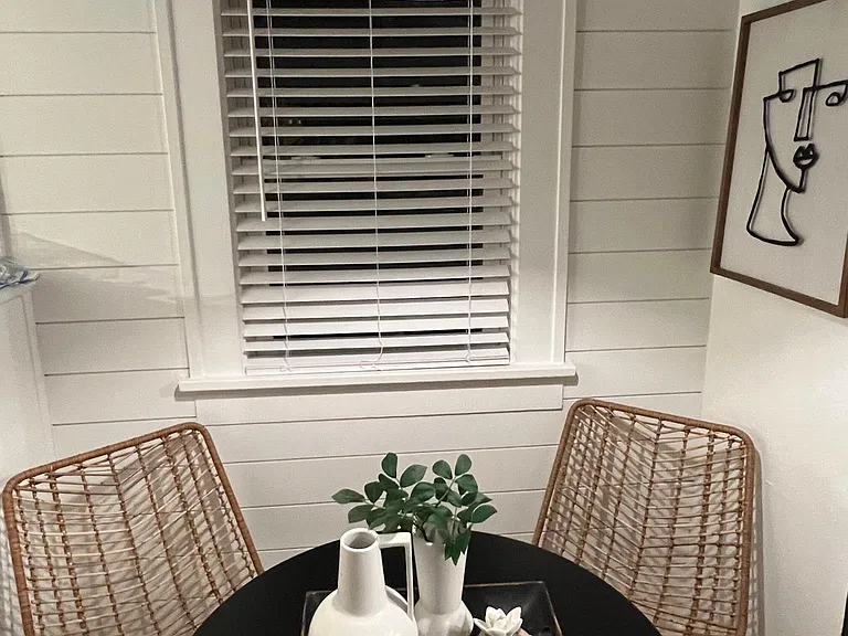 Breakfast nook