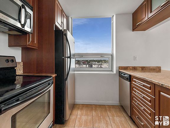 5th image of 358 Grove St #6F