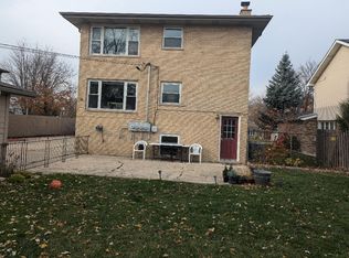 7459 S 86th Ave APT 2, Justice, IL 60458