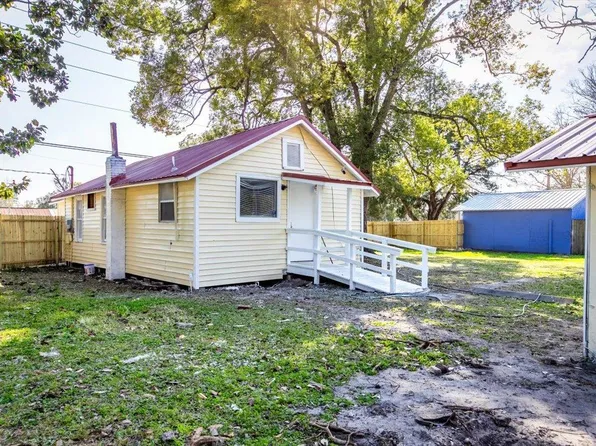 541 New Berlin Rd, Jacksonville, FL 32218