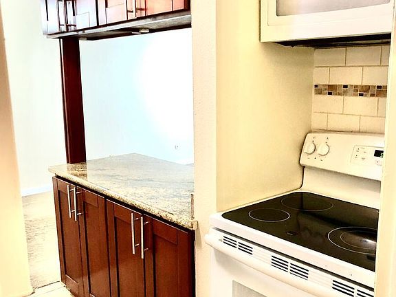 5th image of 265 Jayne Ave APT 202