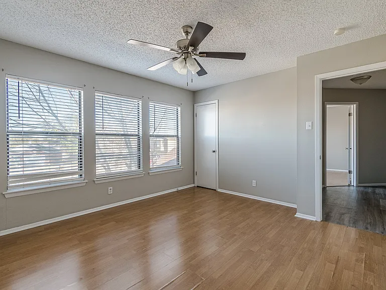 8211 Misty Cedar Dr — Photo 12