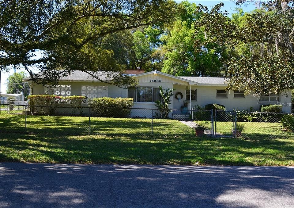 1st image of 14235 20th St