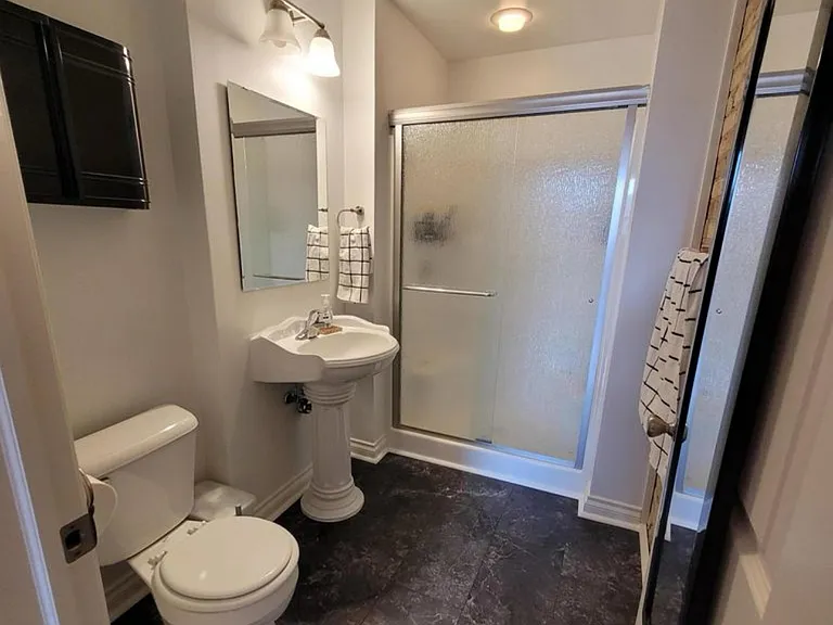 222 S Washington Sq #3 — Photo 20