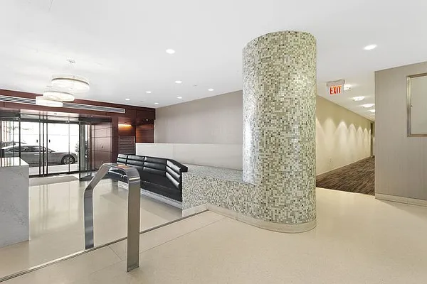 Rented by Compass | media 21