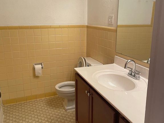 3rd image of 8154-8156 Whitburn Dr #8154-1W