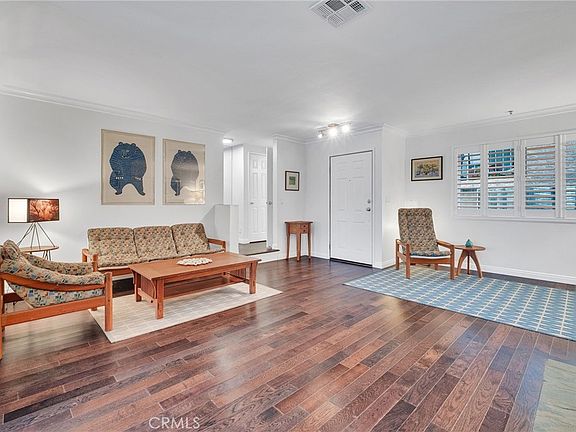 4th image of 1351 W 7th St APT 3