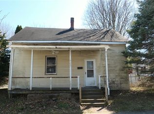247 Walnut St, Greenfield, IN 46140