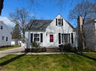 28028 Sites Rd, Bay Village, OH 44140