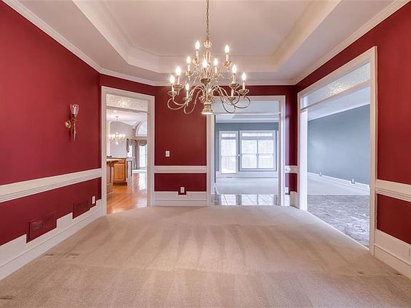 5th image of 285 Brady Walk