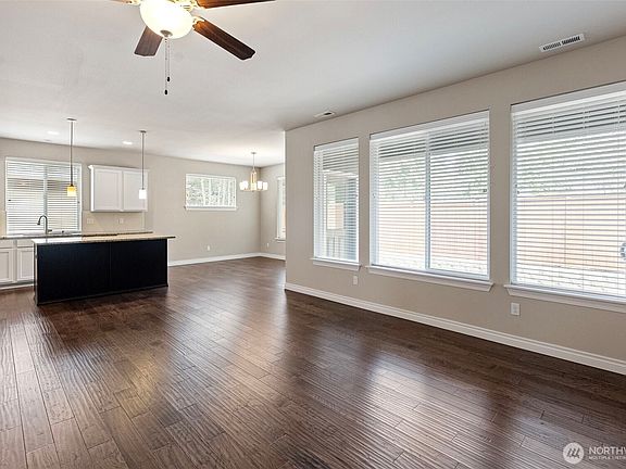 5th image of 701 182nd Street E