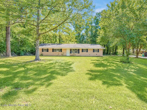 712 Whatley Dr, Tallassee, AL 36078