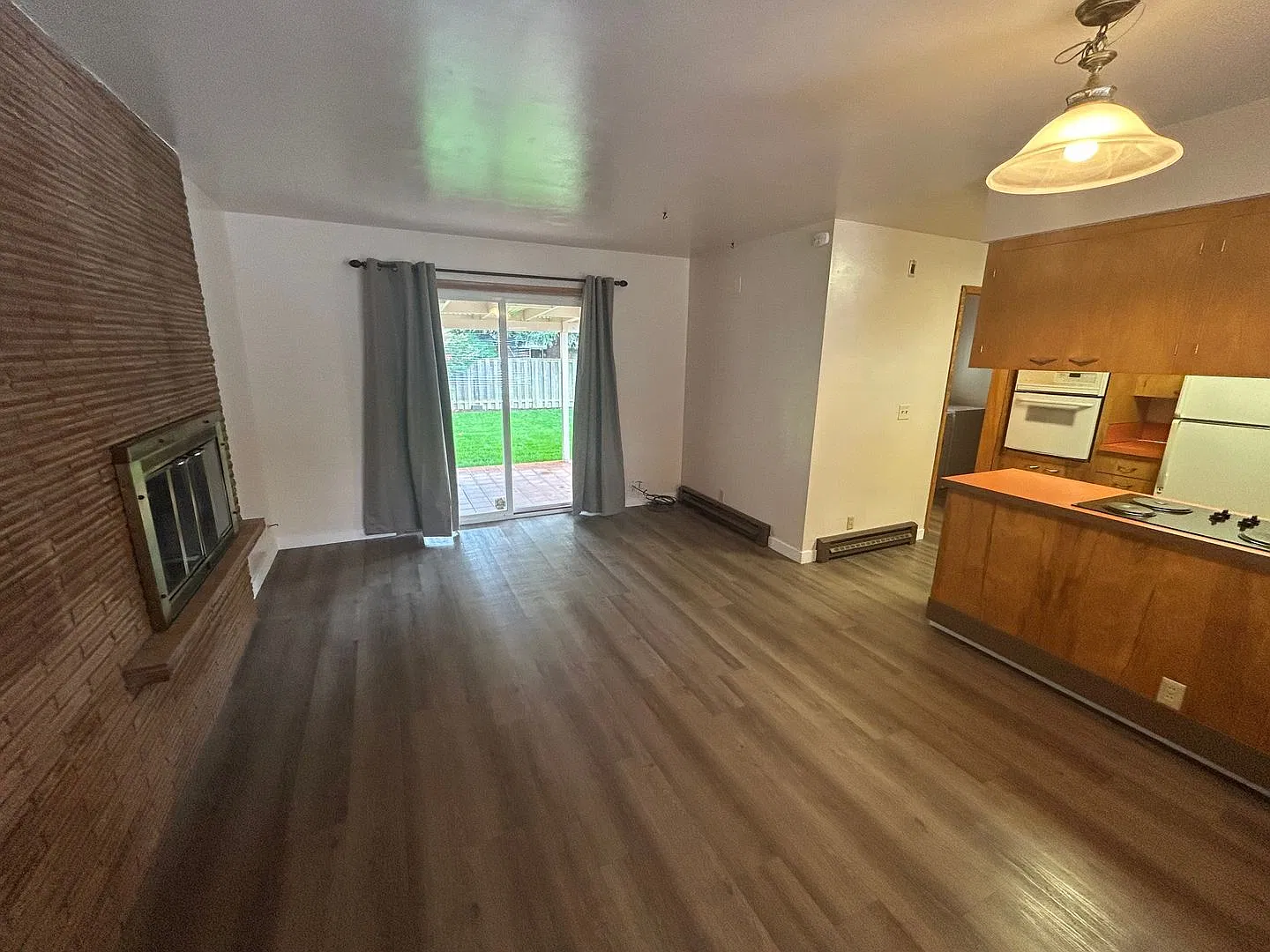 Mid-Century 3 Bed, 1.5 Bath Ranch House in McMinnville — Photo 1