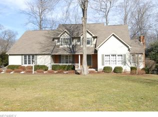 3670 Rosewood Dr, Zanesville, OH 43701