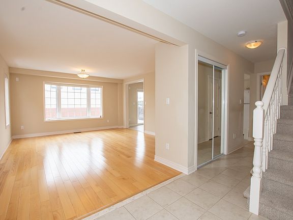 2nd image of 17 Flynn Ct